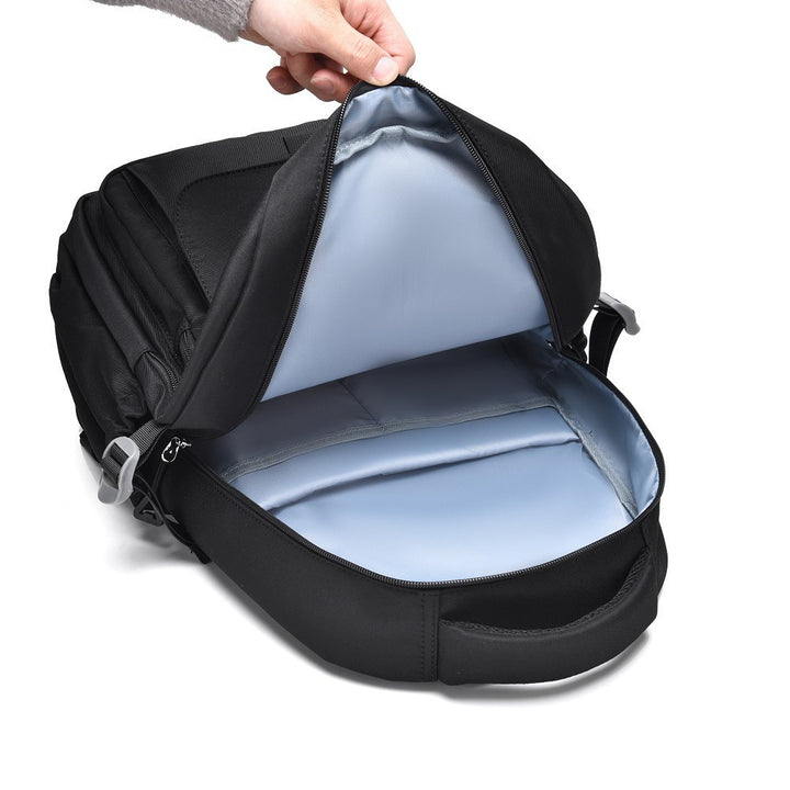 Geräumiger Mehrfach-Abteil Reise-Rucksack Karnz