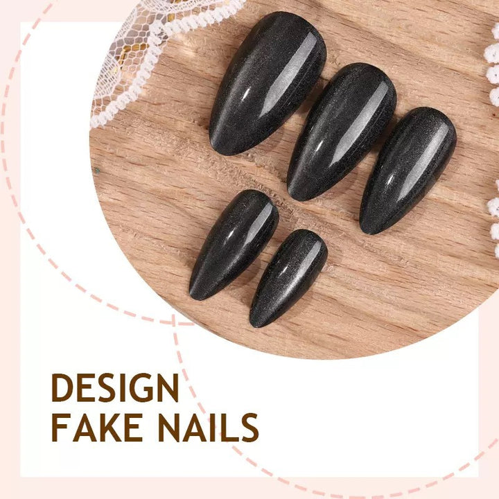 Nagelkunstset mit elegantem spitzem Design und Hochglanz-Finish Karnz