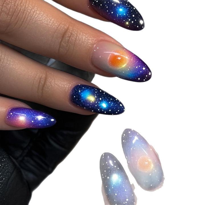 Kunstnägel Im Faszinierenden Galaxie-Design Karnz