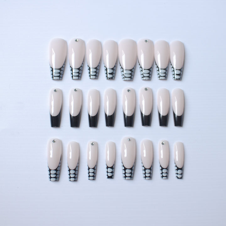 Künstlerisches Acryl-Nagelkunst-Set mit eleganten Punktdesigns