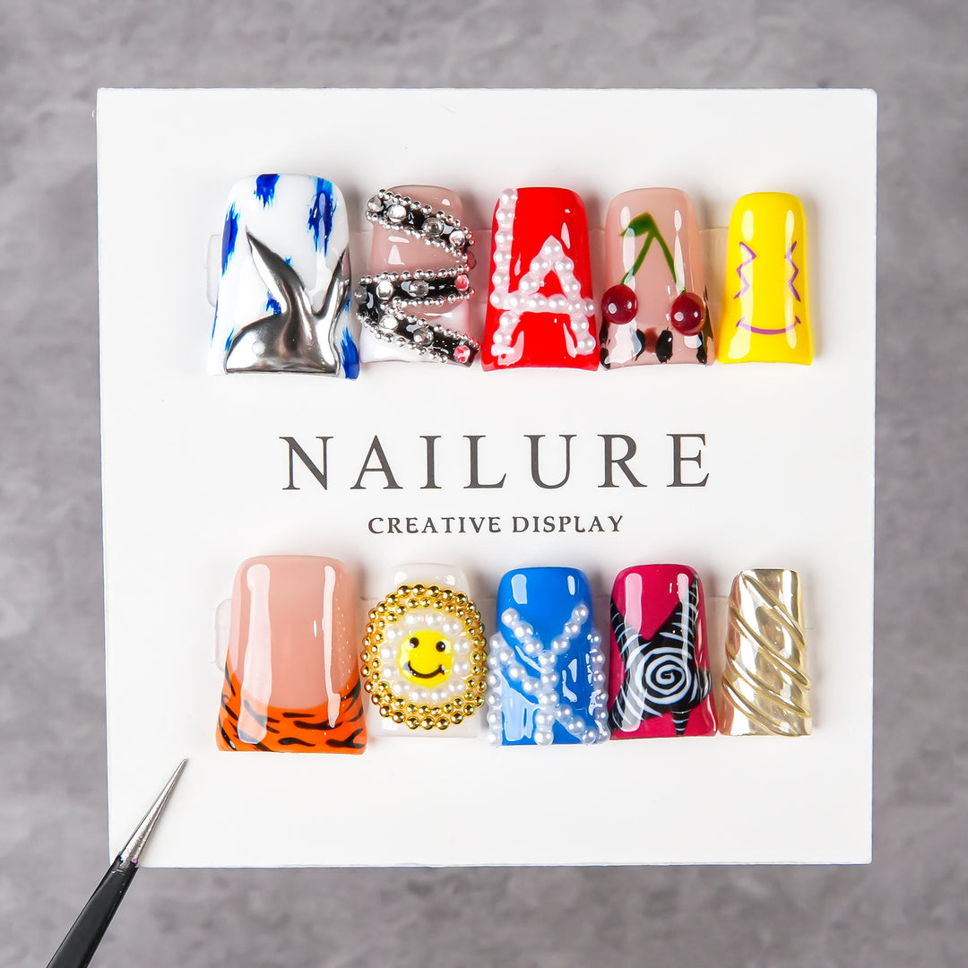 Künstlerisches Press-On Nagelkunst Set