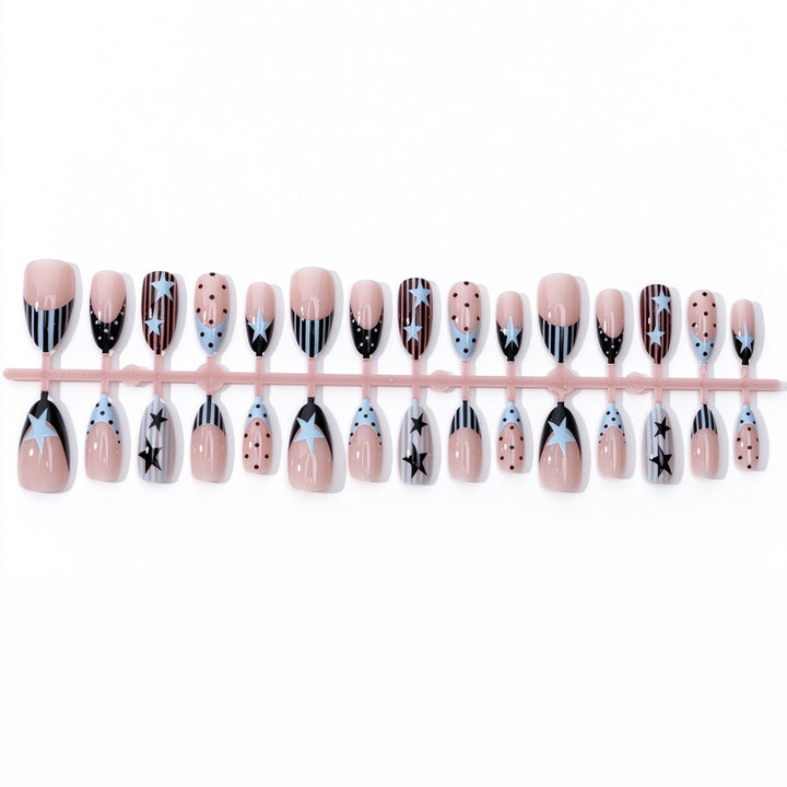 Trendige Nagelkunst Karnz