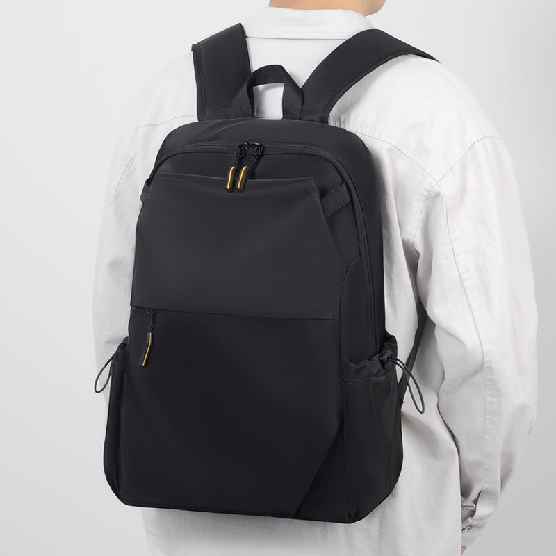 Urbaner Rucksack mit Praktischen und Ergonomischen Fächern Karnz