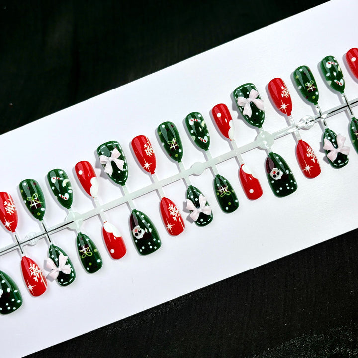 Dekorative Aufklebenägel-Set mit Weihnachtsthema