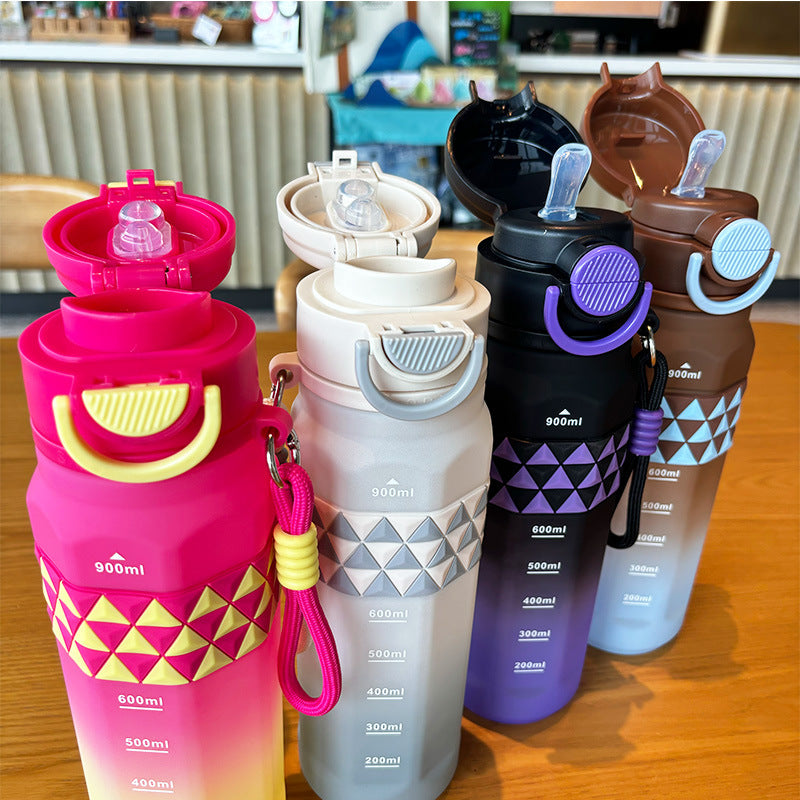 Damen Sportliche Wasserflasche mit praktischer Messskala Karnz