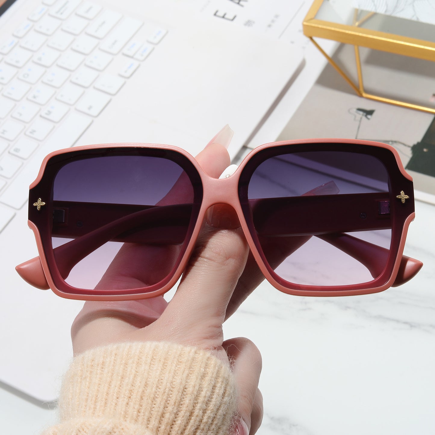 Damen quadratische Oversized-Sonnenbrille mit modernem Design Karnz
