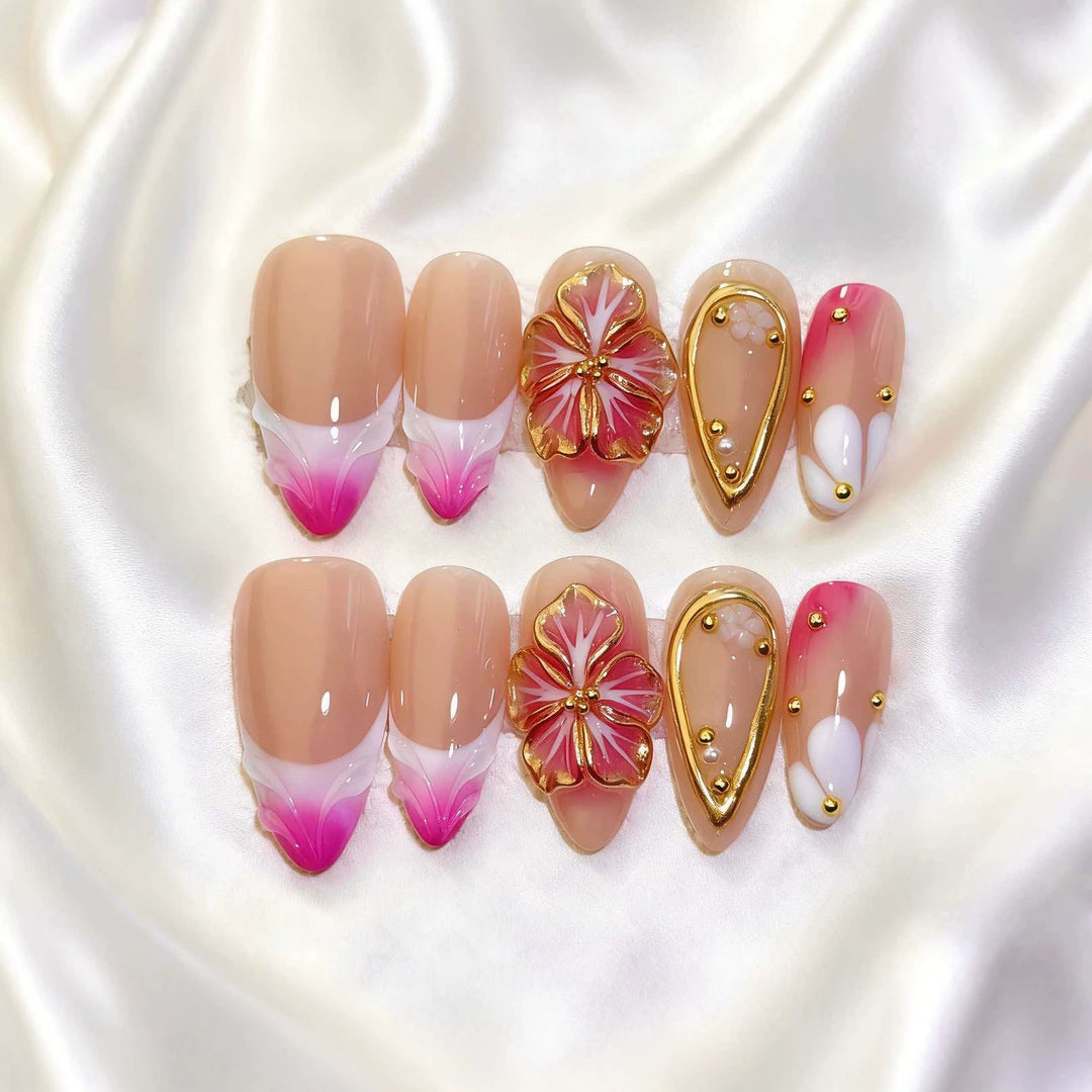 Floral Accent Press-On Nail Art Set  1791774267