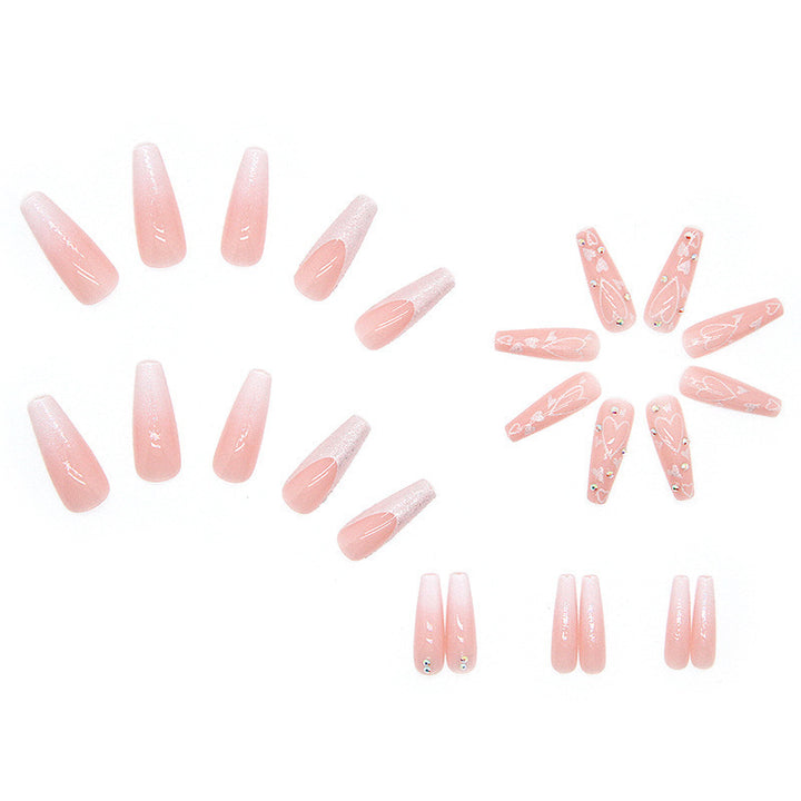 Glamouröses Nageldesign Karnz