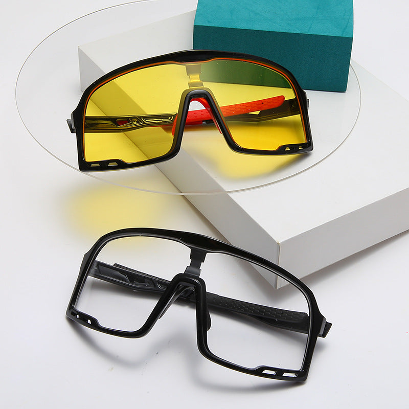 Damen Sportbrille mit strapazierfähigem Rahmen und polarisierenden Gläsern Karnz