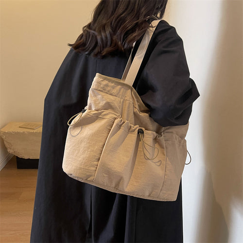 Erweiterbare Utility-Tasche Karnz
