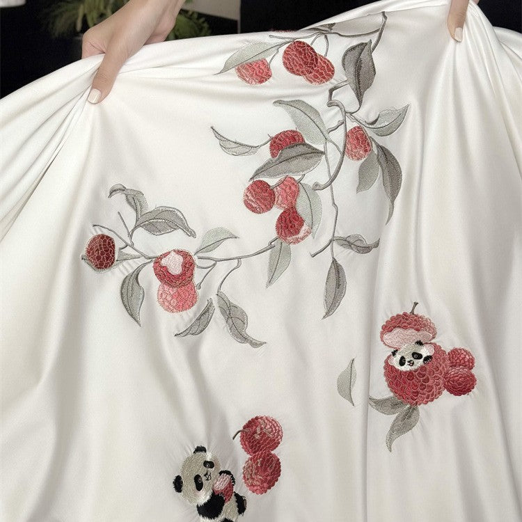 Bestickte Baumwollsatin-Bettwäschegarnitur mit floraler Apfel- und Panda-Applikation Karnz