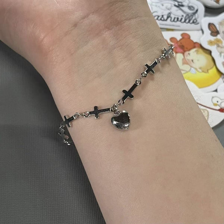 Kreuz- und Herz Charm Armband Karnz