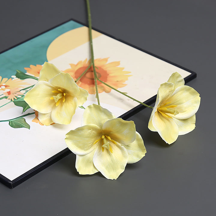 Dekorative Blumenstiel für die Innendekoration