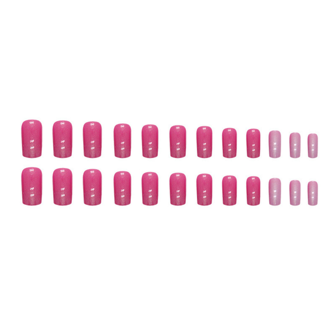 Stylische quadratische Nagelverlängerungen Karnz