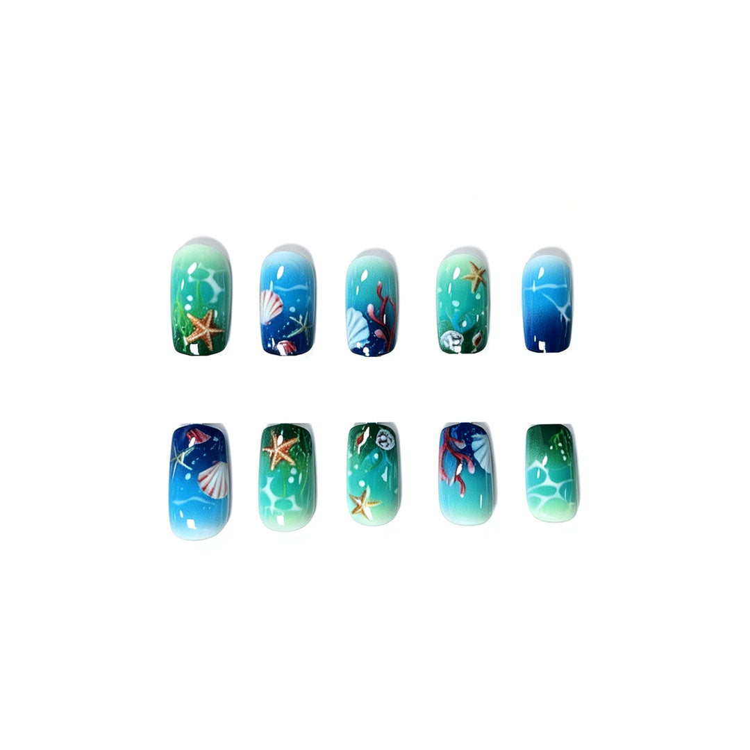 Künstlerisch vom Ozean inspiriertes Nail Art Enhancement Karnz