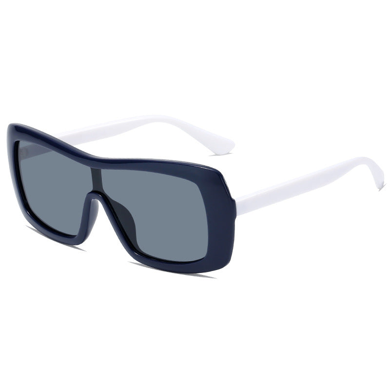 Damen stilvolle Oversize-Sonnenbrille im futuristischen Design Karnz
