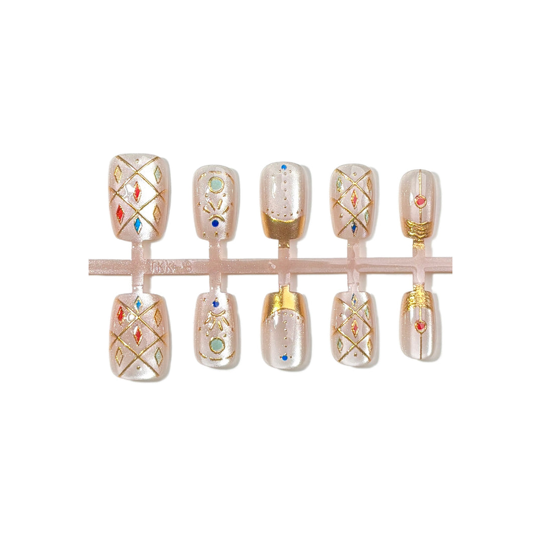 Luxuriöses Metallic Detailliertes Press-On Nagelset