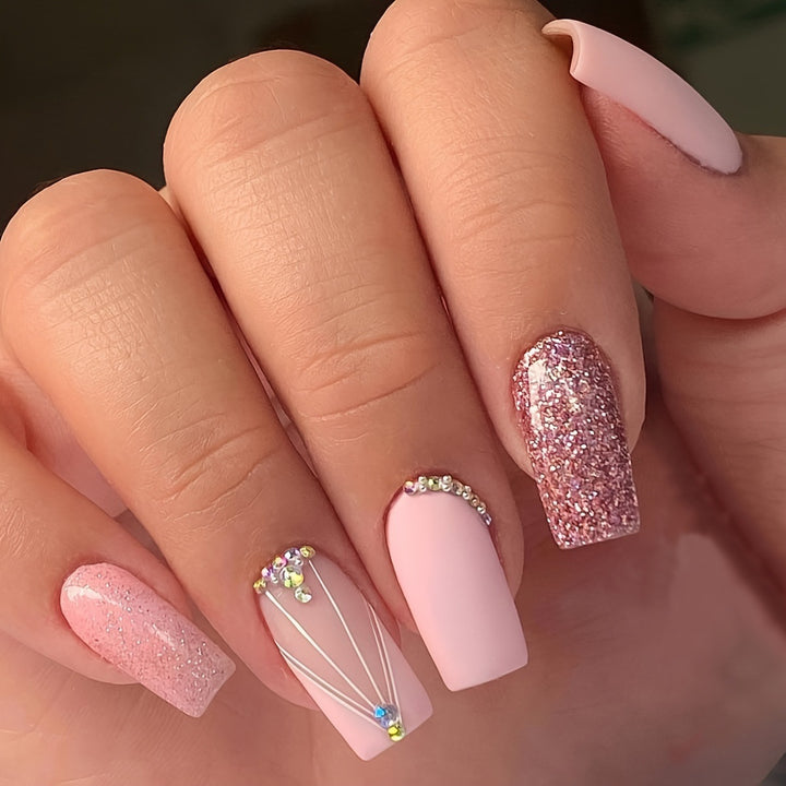 Elegante Lange Acryl Nagelverlängerungen Karnz
