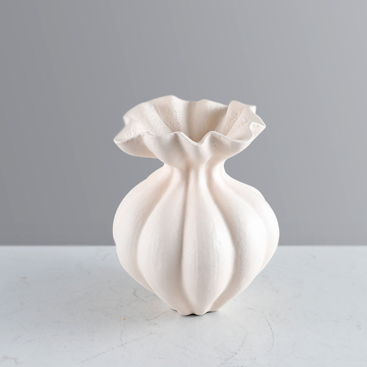 Zeitgenössische dekorative Blumenvase