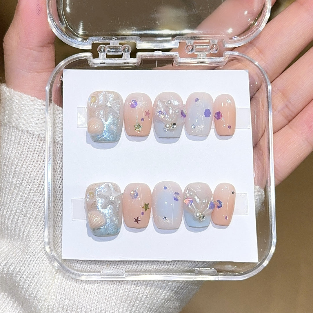 Kunstnägel mit Funkelndem Galaxy-Design Karnz