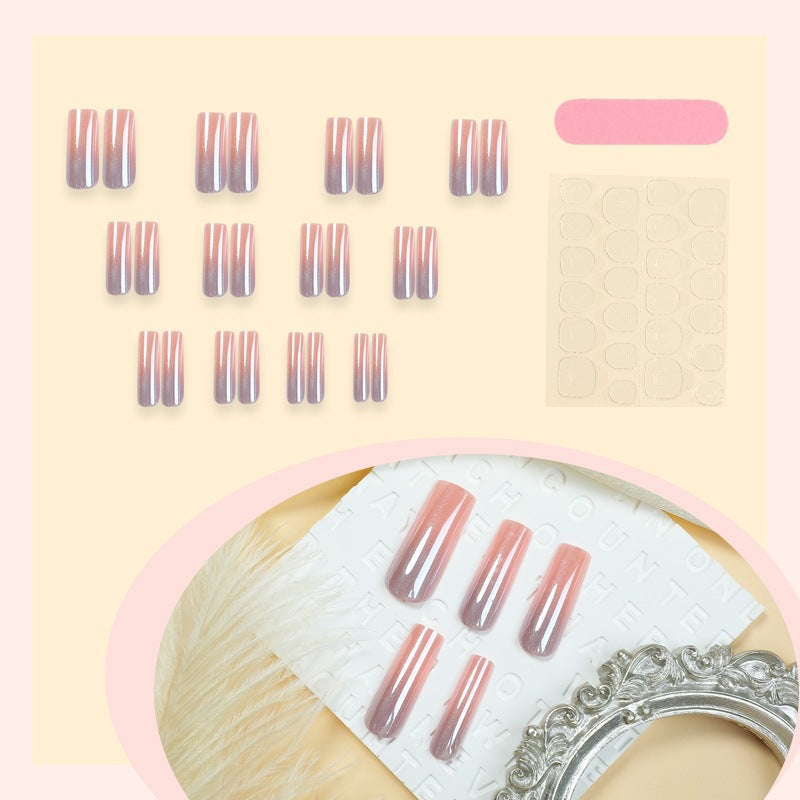 Kunstnagelset mit elegantem Farbverlauf Karnz