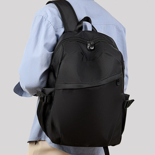 Vielseitiger Reiserrucksack Karnz