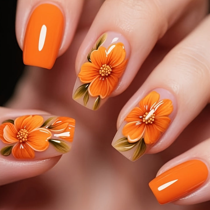 Kunstfingernägel mit Floraler Gestaltung Karnz