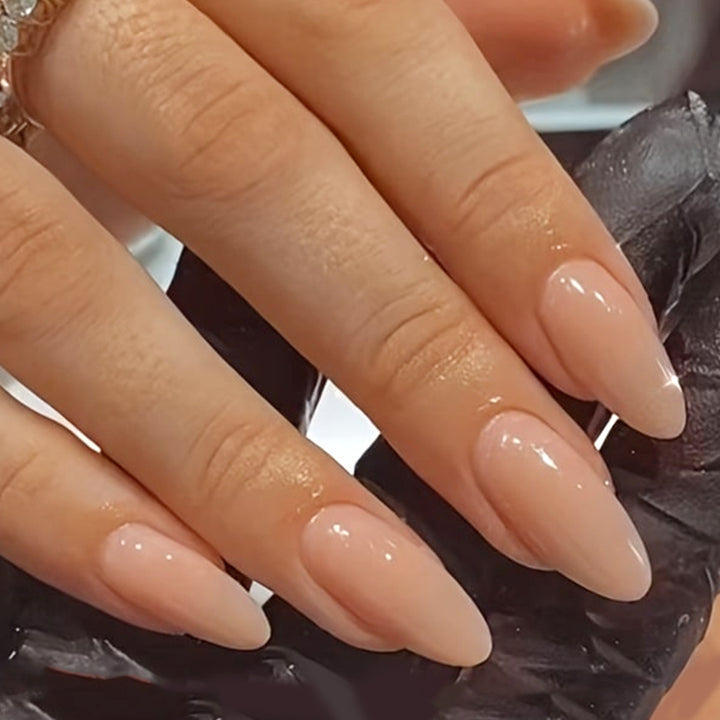 Professionelle Nagelverlängerungen Karnz