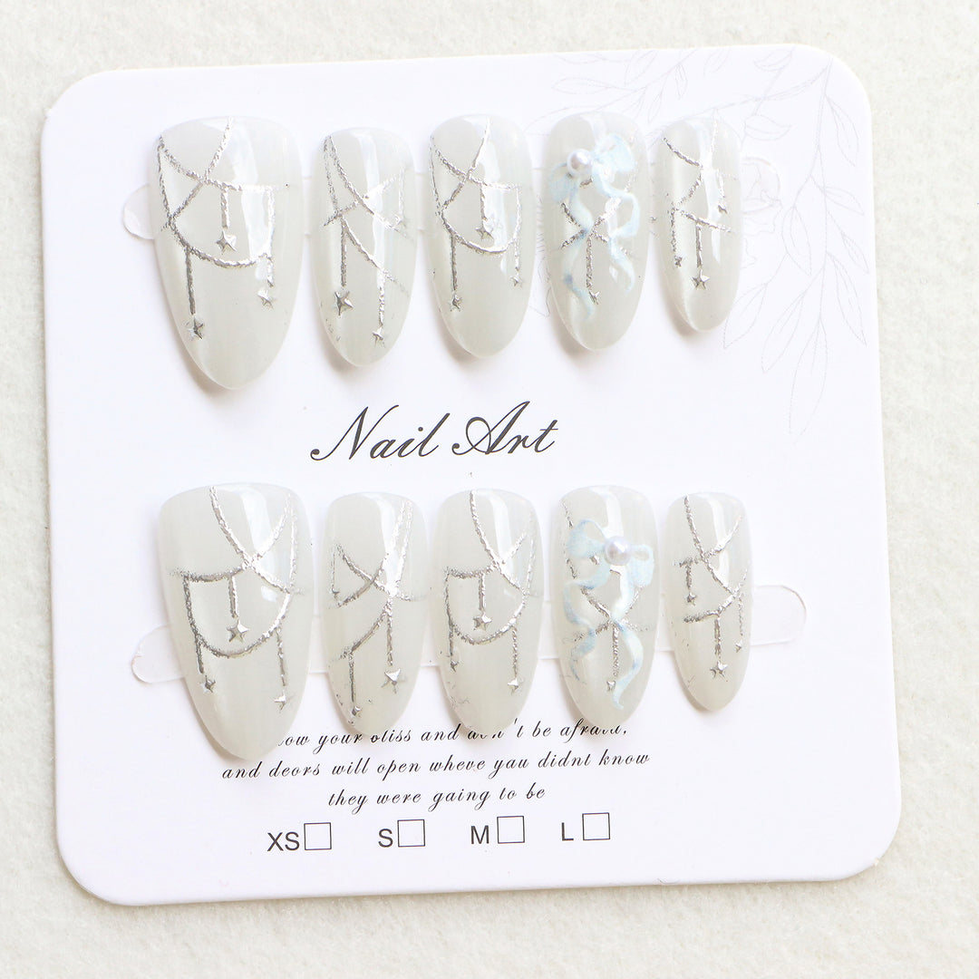Elegante Press-On Nagelkunst Kollektion Karnz