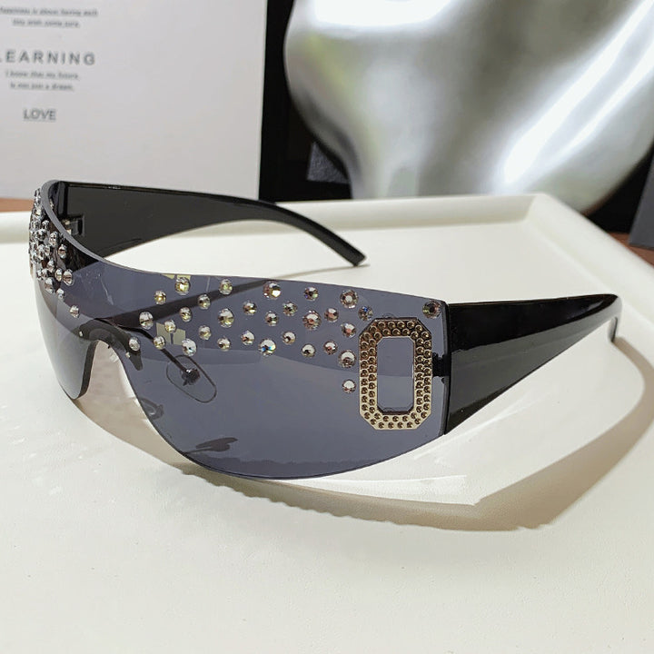 Glamouröse mit Strass verzierten Schild-Sonnenbrille