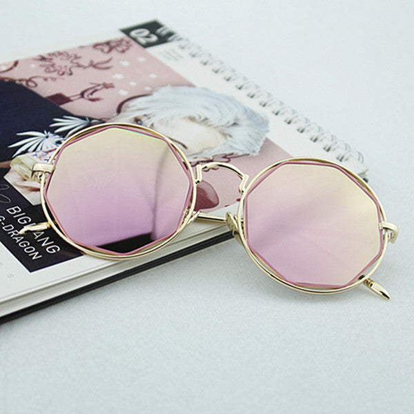 Damen Modische Achtkant-Sonnenbrille mit verspiegelten Gläsern Karnz