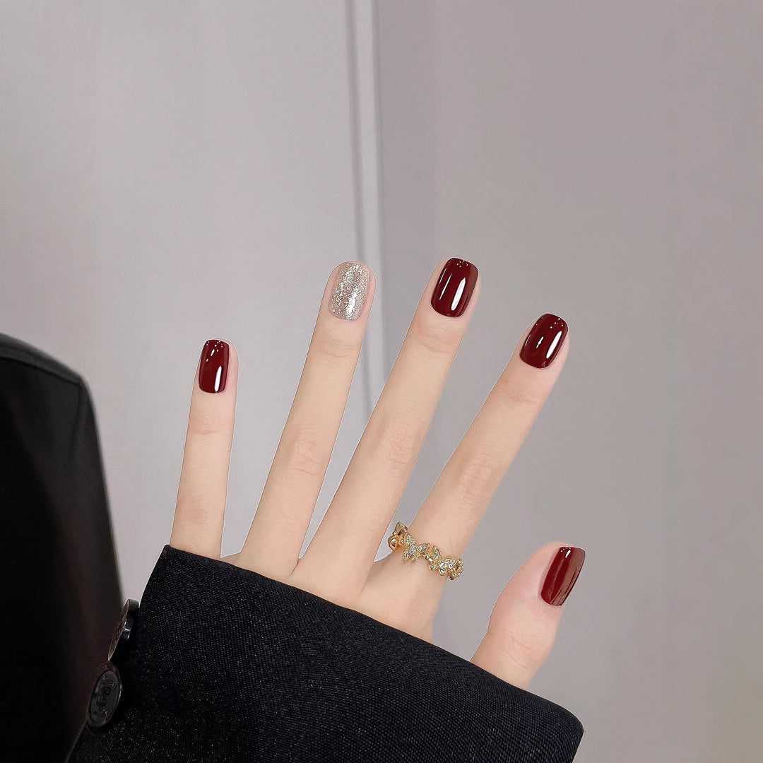 Luxuriöses Glänzendes Press-On Nagelset