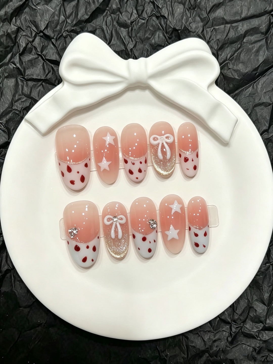 Verspieltes Kirschblüten Press-On Nagelkunst Set