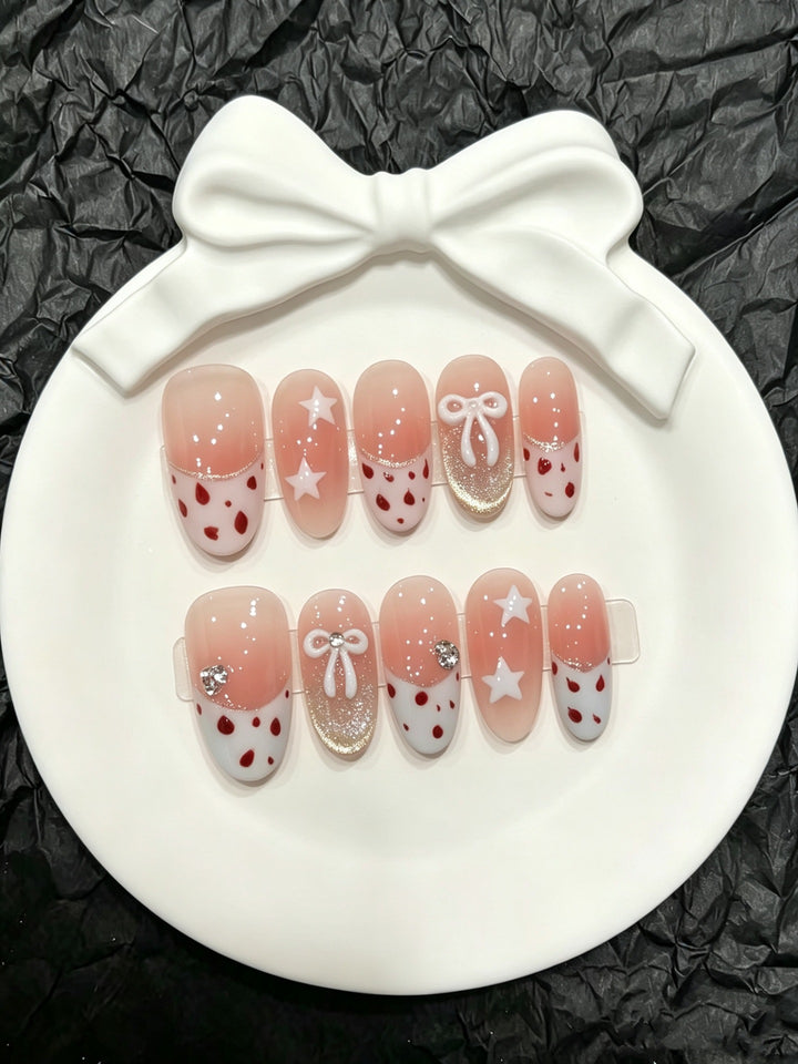 Verspieltes Kirschblüten Press-On Nagelkunst Set