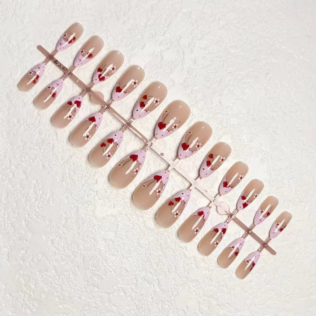 Dekorative Nagelkunst