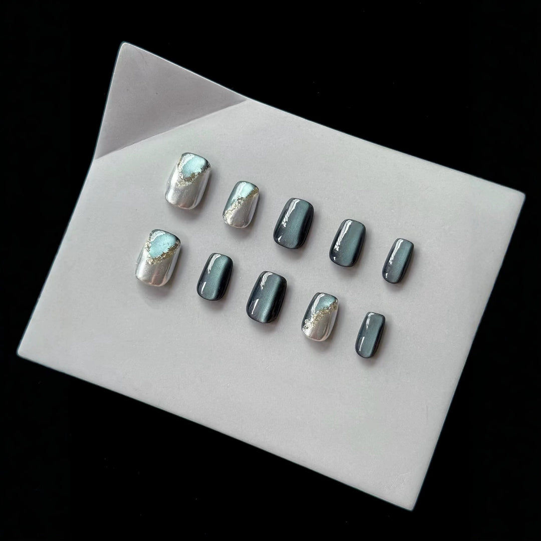 Press-On Nagelkunst-Set mit elegantem metallischen Finish