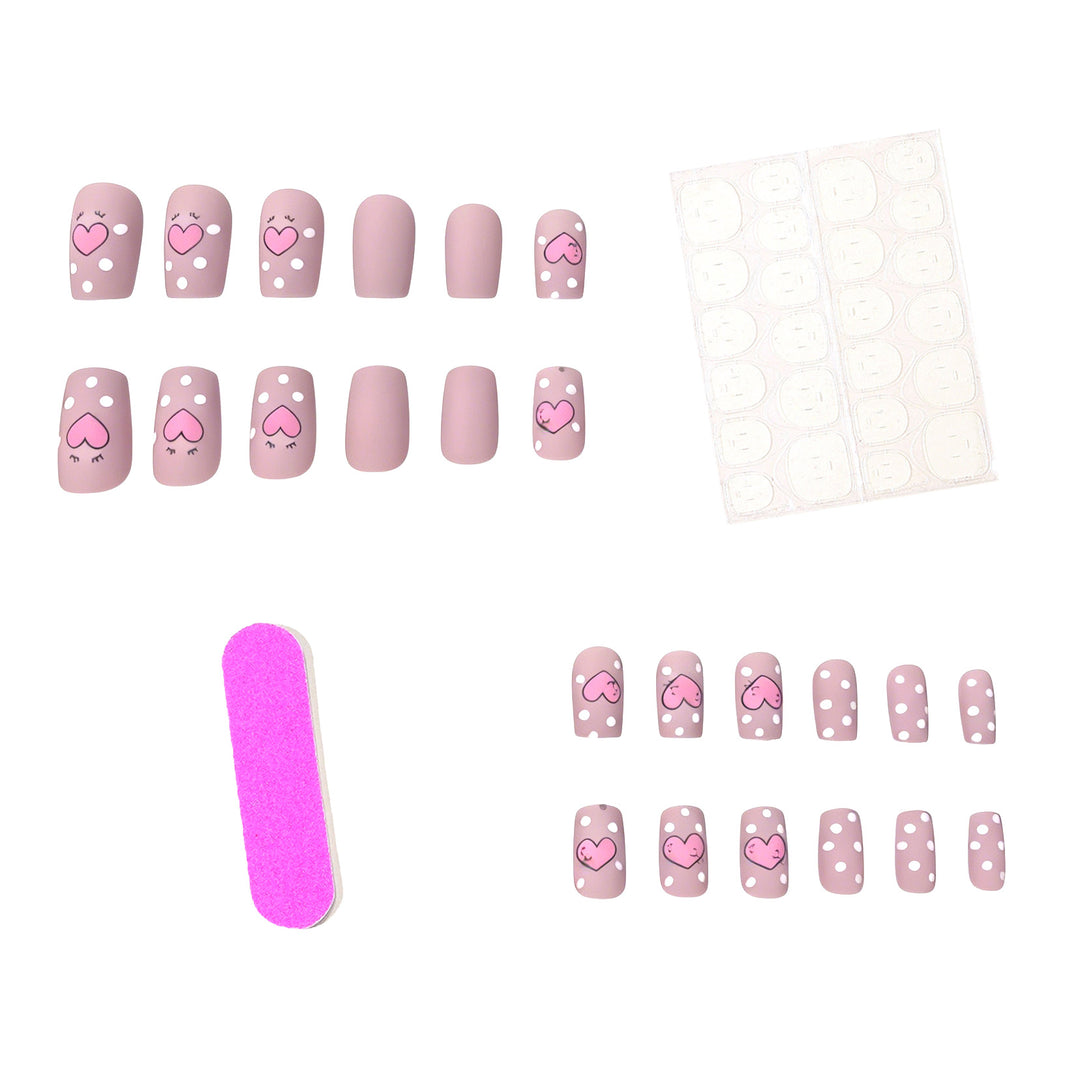 Künstlerische Herz-Themen-Nagelkunst Karnz