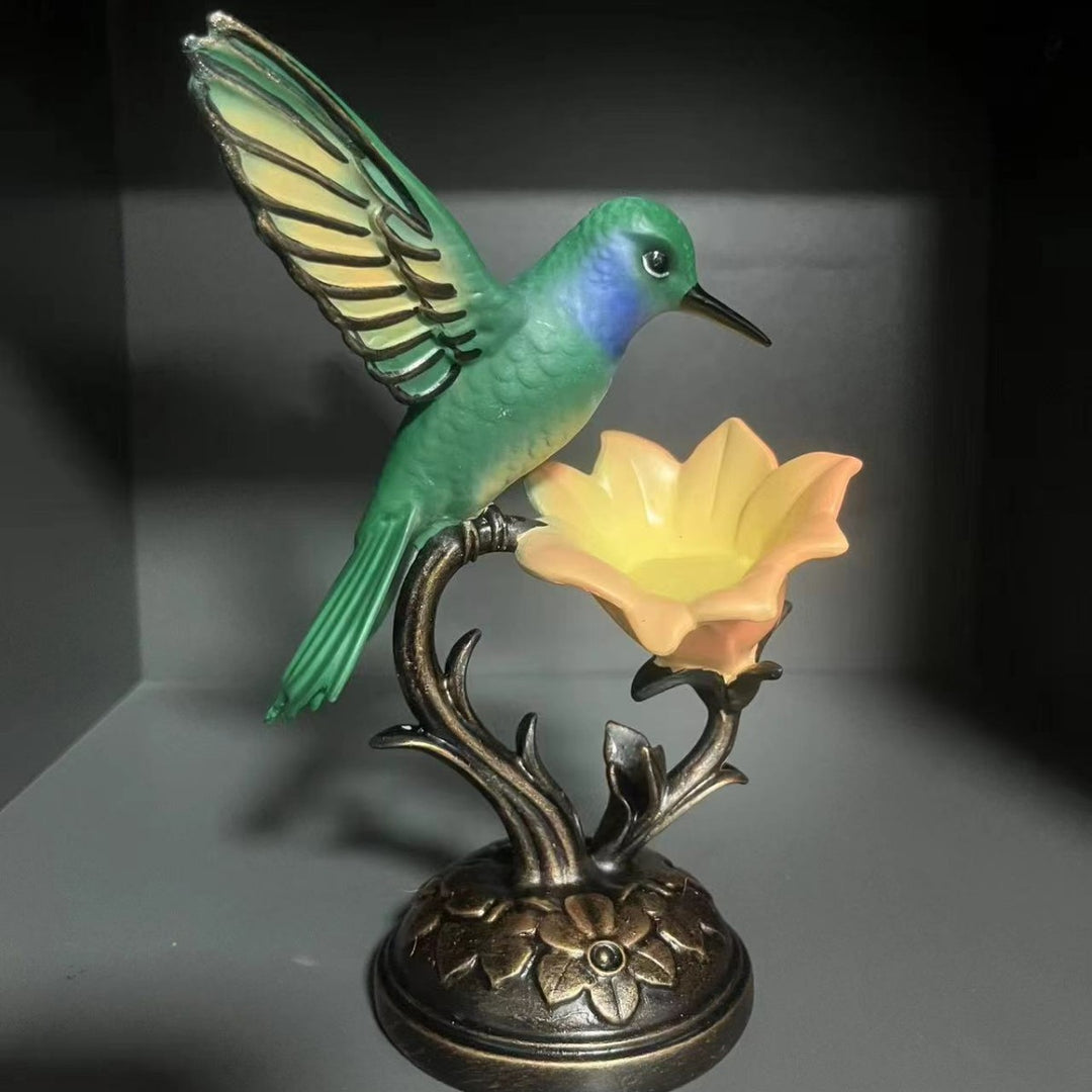 Dekorative Hummingbird-Skulptur Karnz