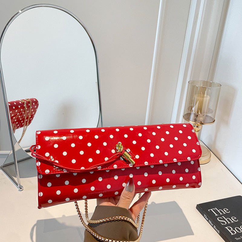 Chice patentierte Leder-Clutch