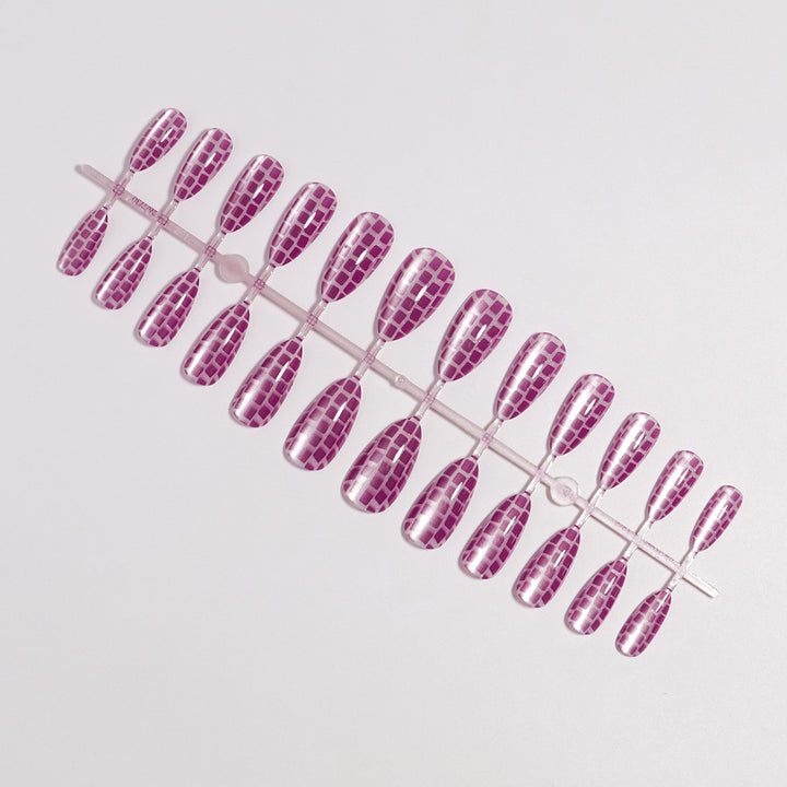 Glossy Stiletto Press-On Nails Set mit Reflective Design Karnz