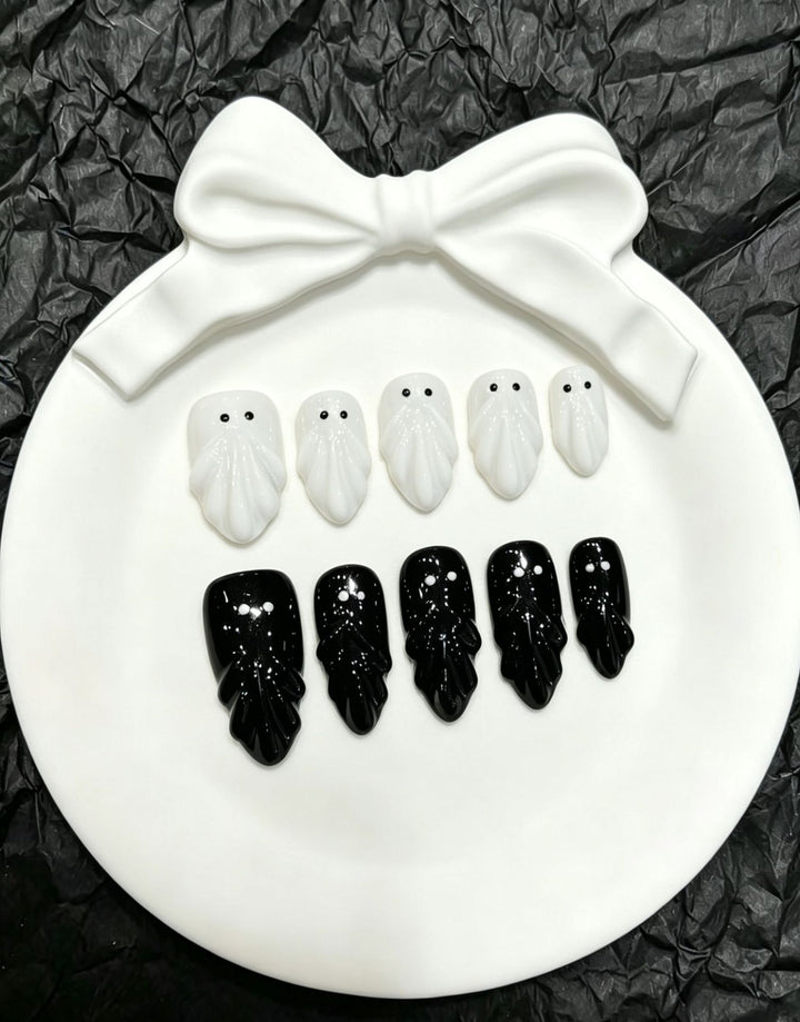 Verspieltes Geister-Themen Press-On Nagelset