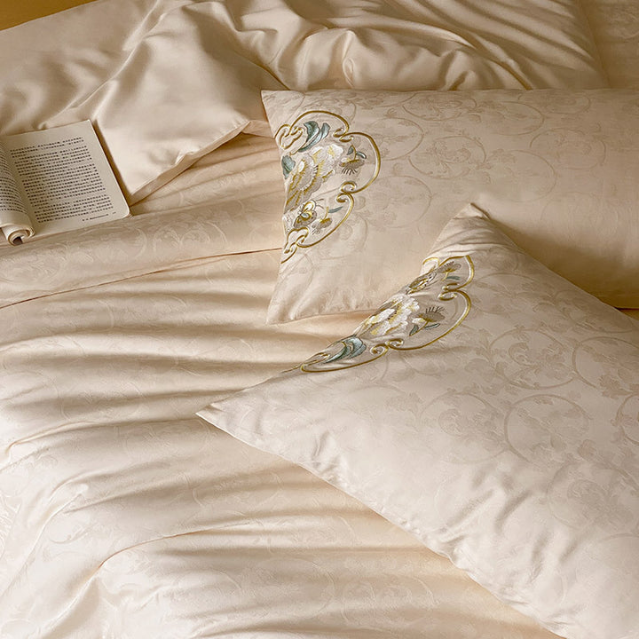 Luxuriöses Jacquard-Bettwäsche-Set aus Baumwollsatin mit Steppdecke und bestickten Kissenbezügen
