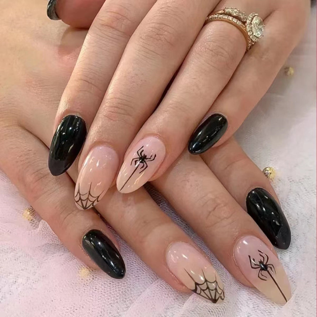 Halloween-Themen-Spinne und Netz-Nagelverlängerungen Karnz