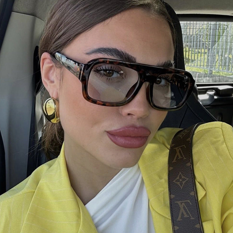 Damen modische quadratische Sonnenbrille mit auffälligem Tierdruckdesign Karnz