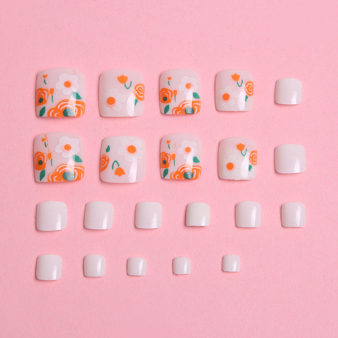 Blumen dekoriertes Press-On Nagelset Karnz