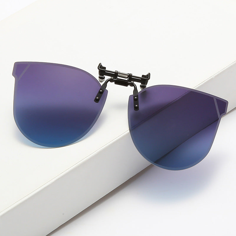 Damen modische Sonnenbrille im futuristischen Design mit verspiegelten Gläsern Karnz