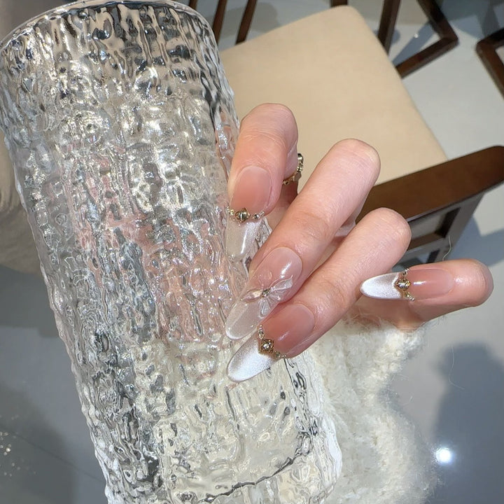 Elegante Nagelkunst Karnz