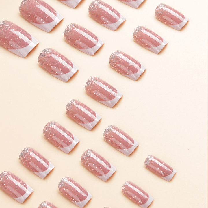 Elegante Glitter Ombre Press-On Nagelspitzen Karnz