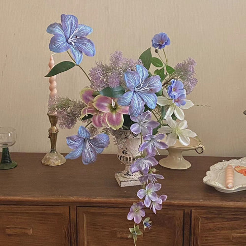 Künstlicher Blumenstrauß mit feinen, realistischen Blüten Karnz
