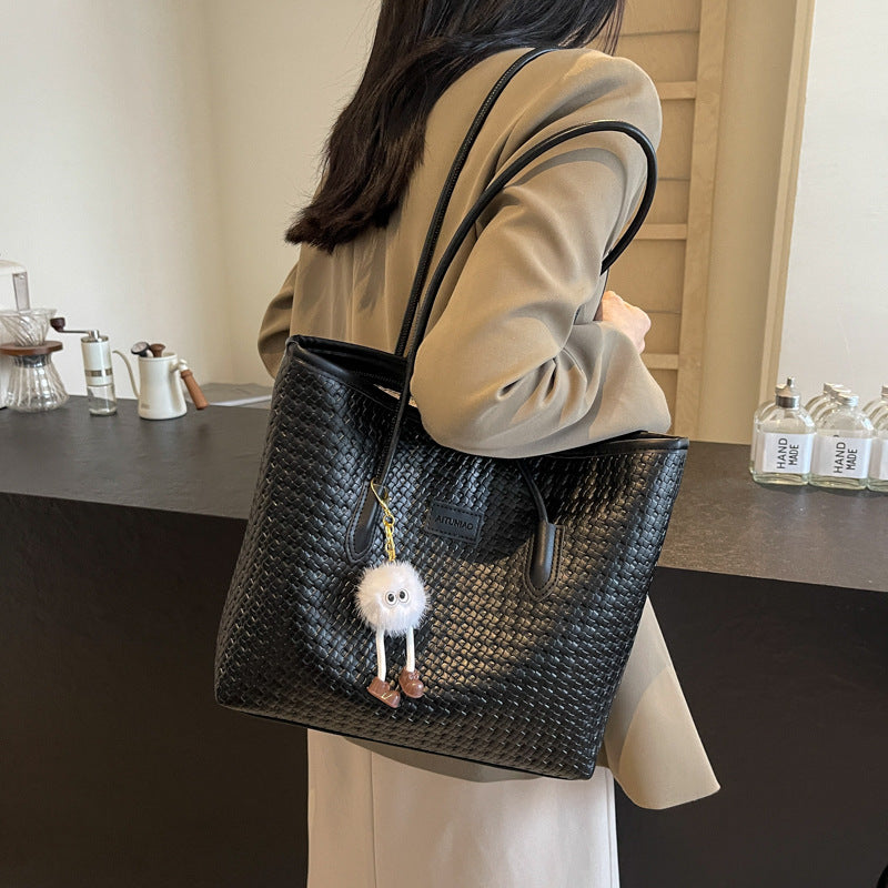 Gewebte gemusterte Schultertasche Karnz